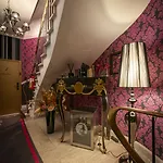 La Belle 10 Otel