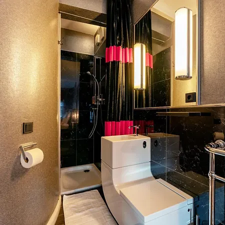 Otel La Belle 10