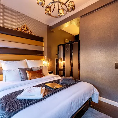 Hotel La Belle 10 4*