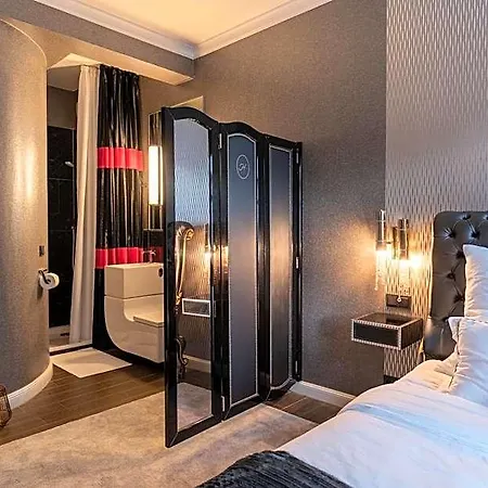 La Belle 10 Отель 4*