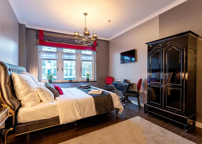 La Belle 10 Hotel 4*