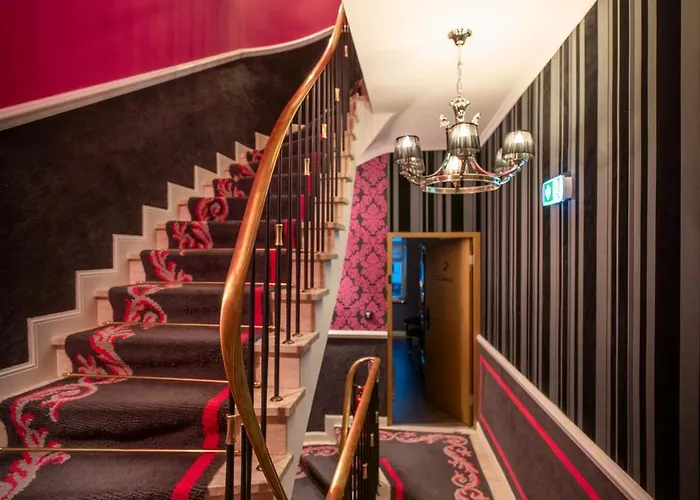 Hotel La Belle 10 4*